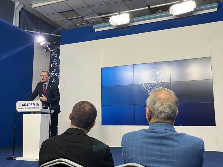 grudniowy zjazd akademii prawa i sprawiedliwości